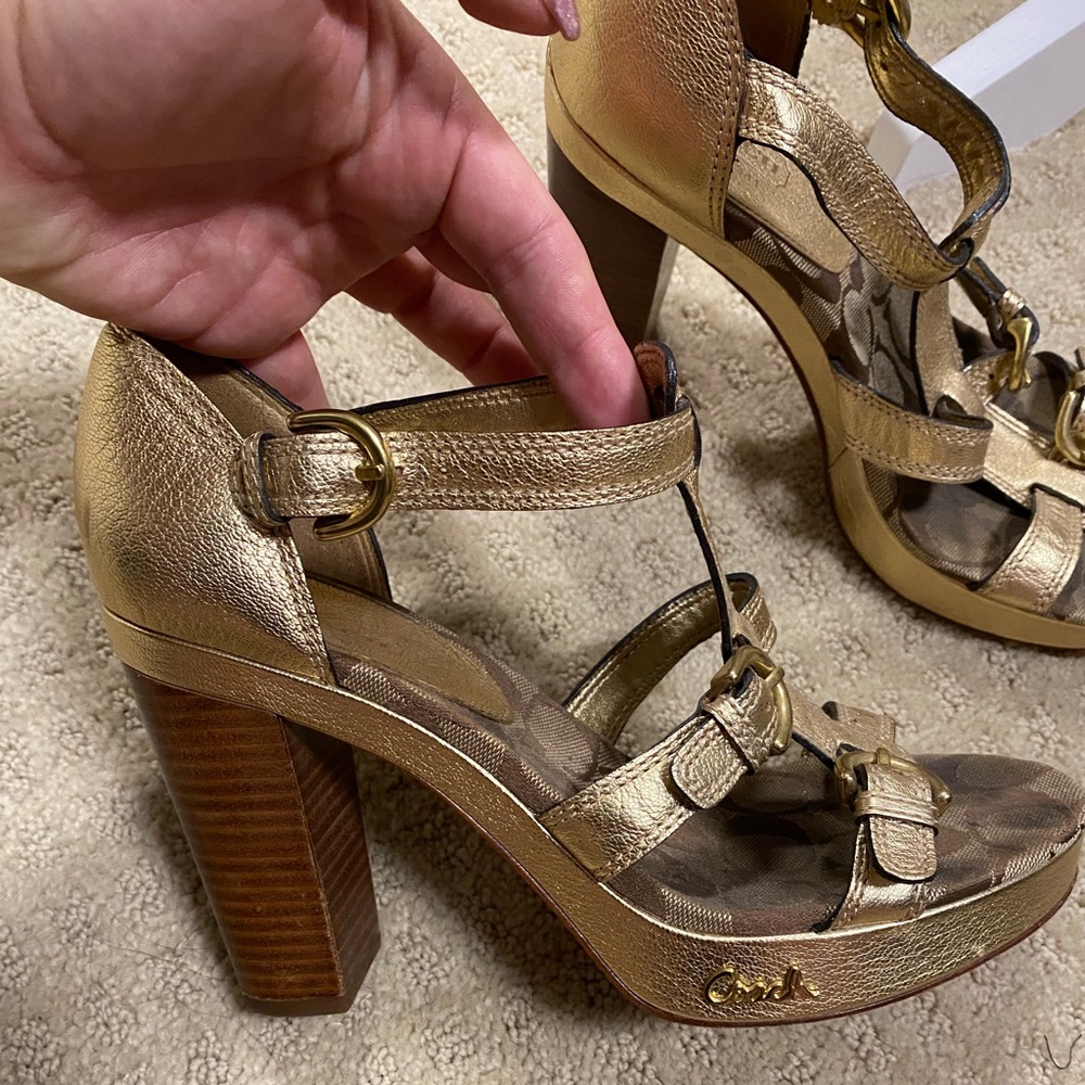 Authentic Coach gold sandals size 8, fit 8.5 if you have thinner feet.